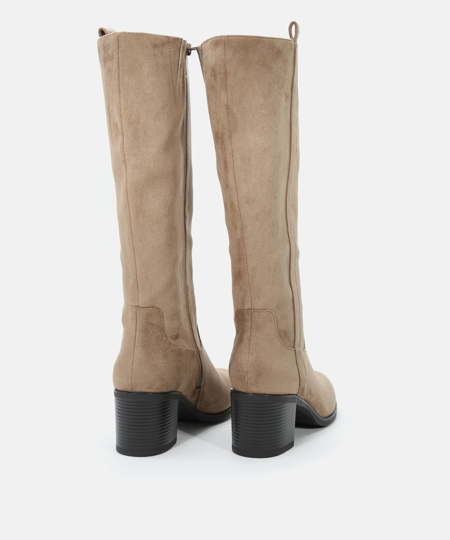 Botas altas salto image number null